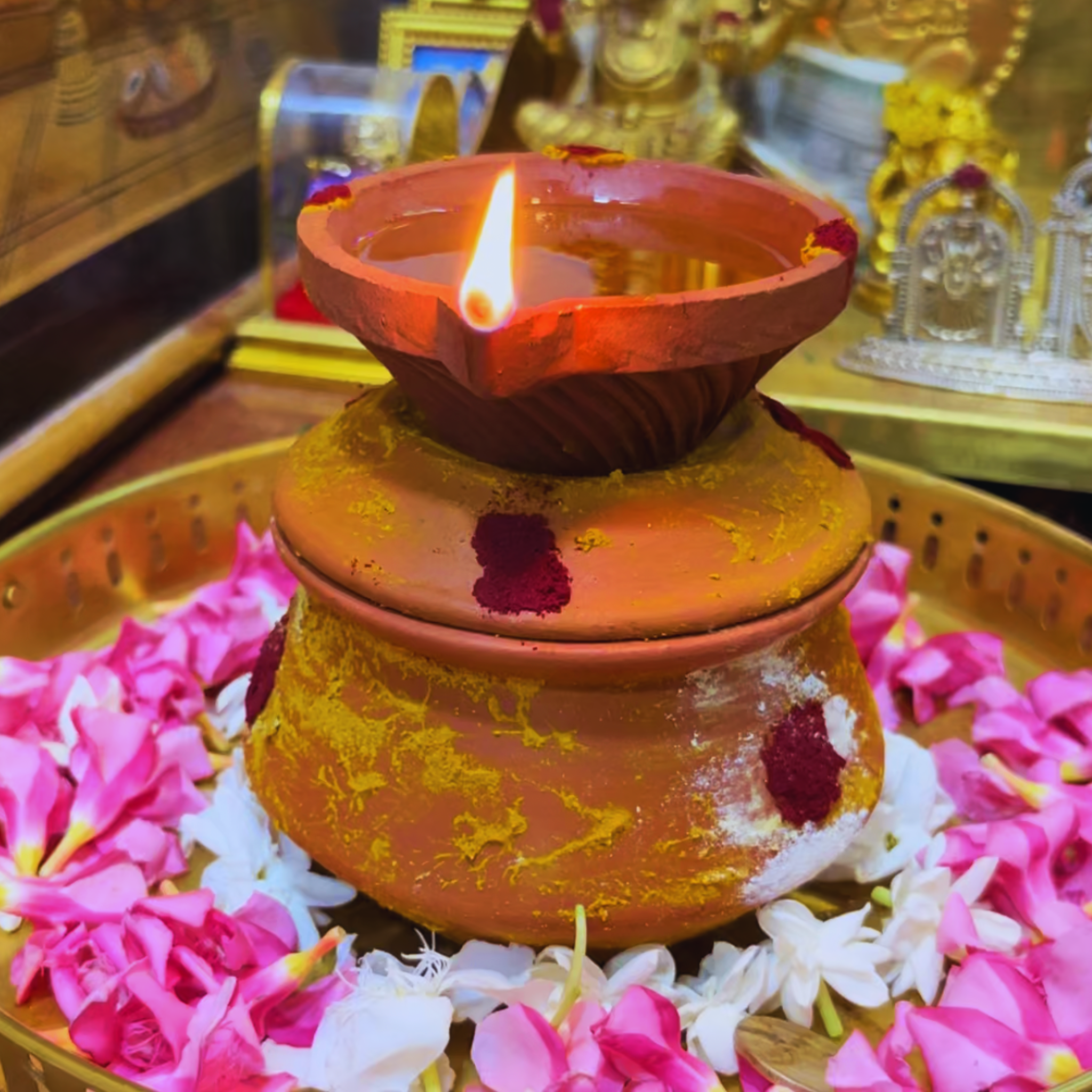 Kulatheiva Villaku (குலதெய்வ விளக்கு )